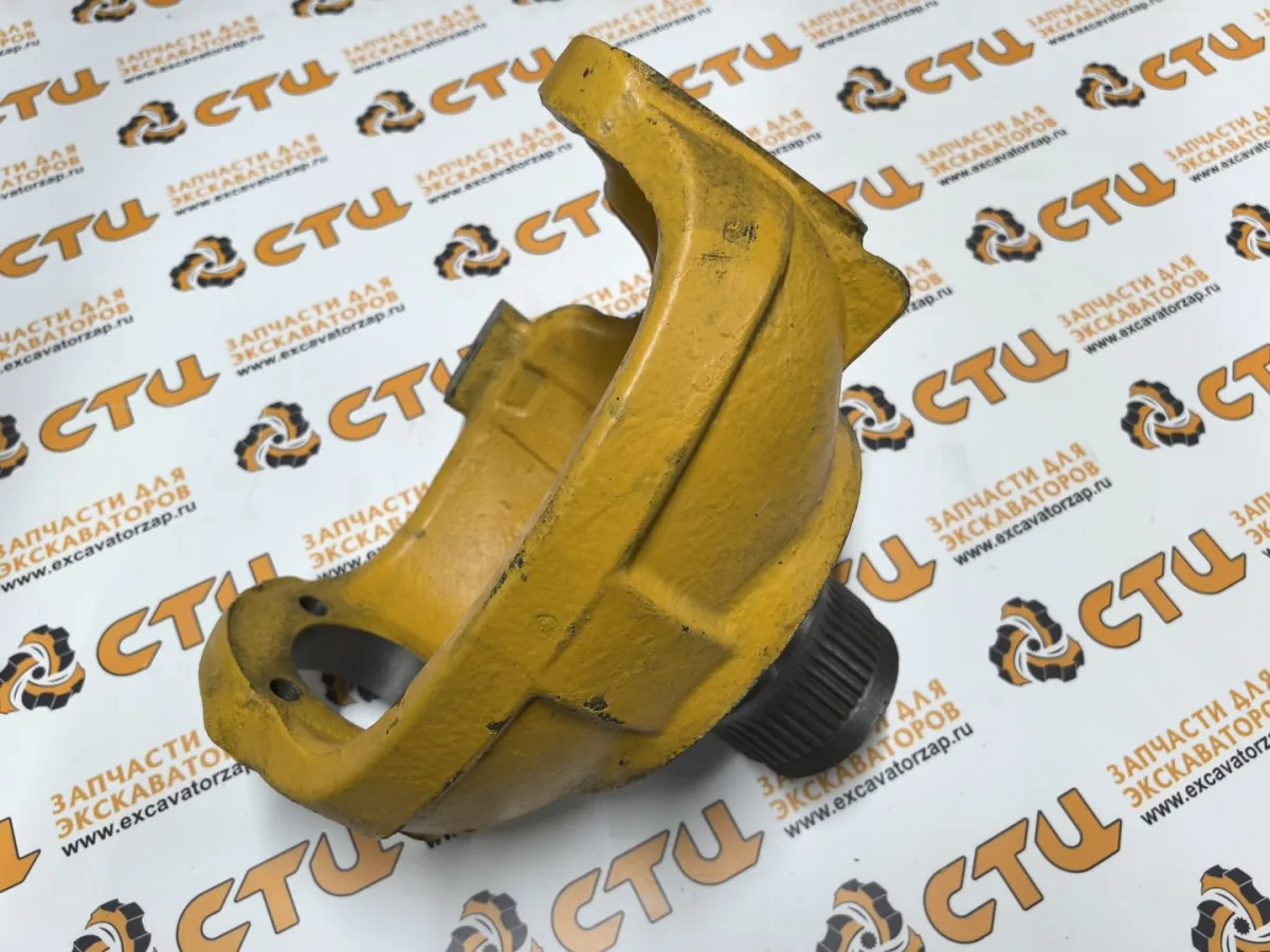 Кулак поворотный 148164 моста экскаватора погрузчика CAT 414E, 416D, 416E, 416F, 420D, 420E, 420F, 422E, 422F, 424D, 428D, 428E, 428F, 430D, 430E, 430F, 432D, 432E, 432F, 442D, 442E