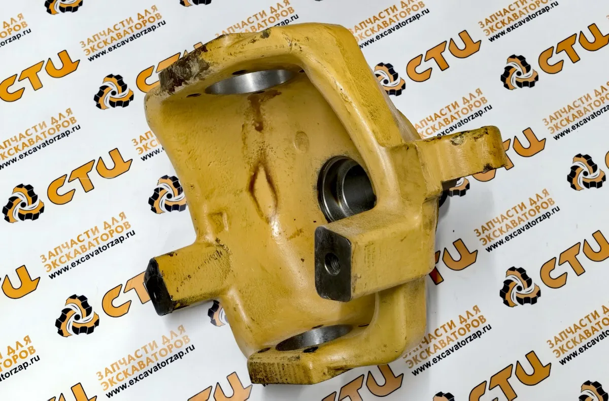 Кулак поворотный 150305 моста экскаватора погрузчика CAT 434E, 434F, 444E, 444F