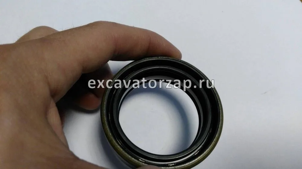 Сальник полуоси Volvo BL61, BL71 VOE11715254
