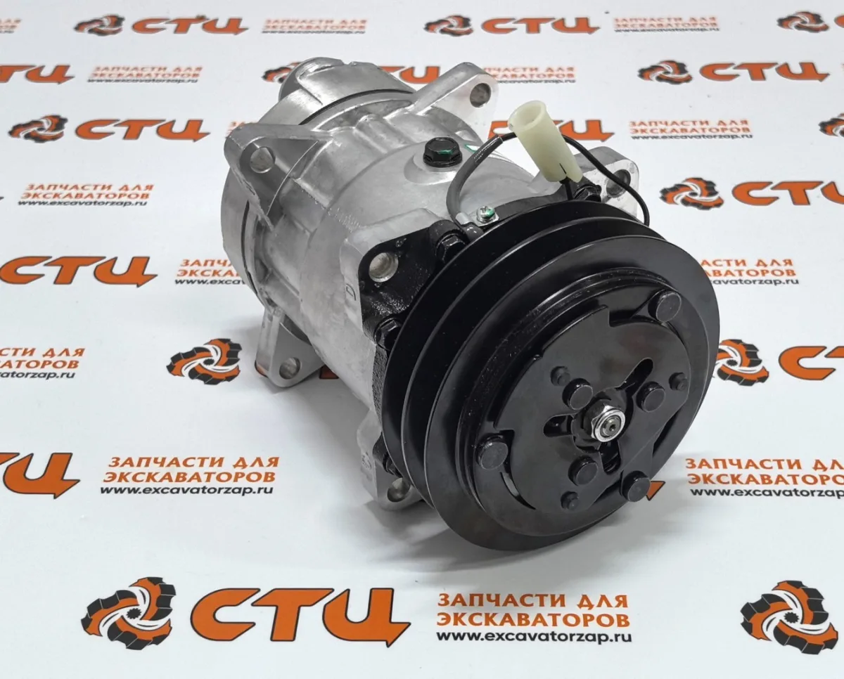 Компрессор кондиционера экскаватора погрузчика VOLVO BL61, BL71 VOE15082744, VOE118820069