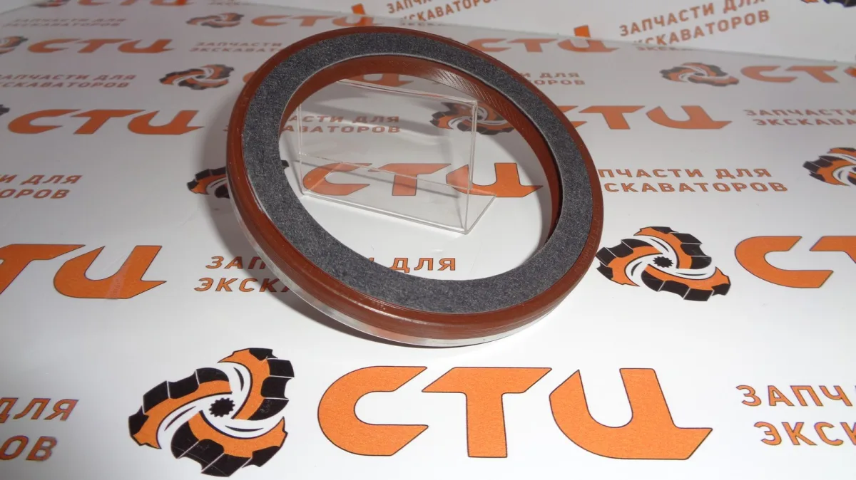Сальник VOE21486081 коленвала передний экскаватора погрузчика VOLVO BL61, BL71