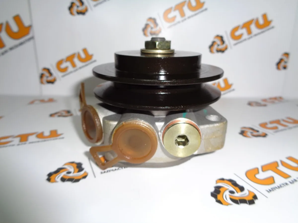 Насос топливоподкачивающий VOE21282548 экскаватора Volvo