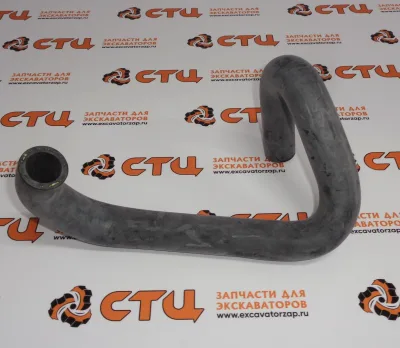 Патрубок VOE15616779 расширительного бачка (нижний) экскаватора погрузчика Volvo BL61, BL71