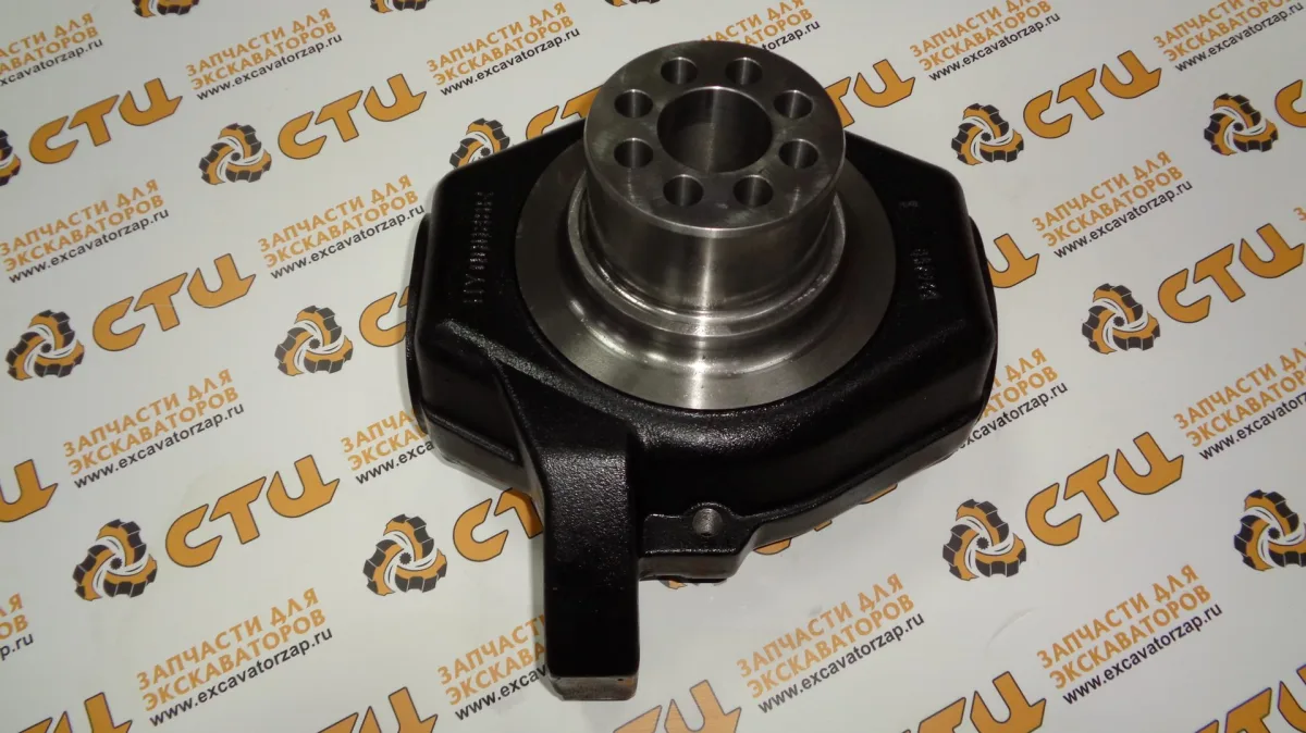 Кулак поворотный ZTAM-00642 правый переднего моста экскаватора HYUDAI R140W-7, R140W-7A