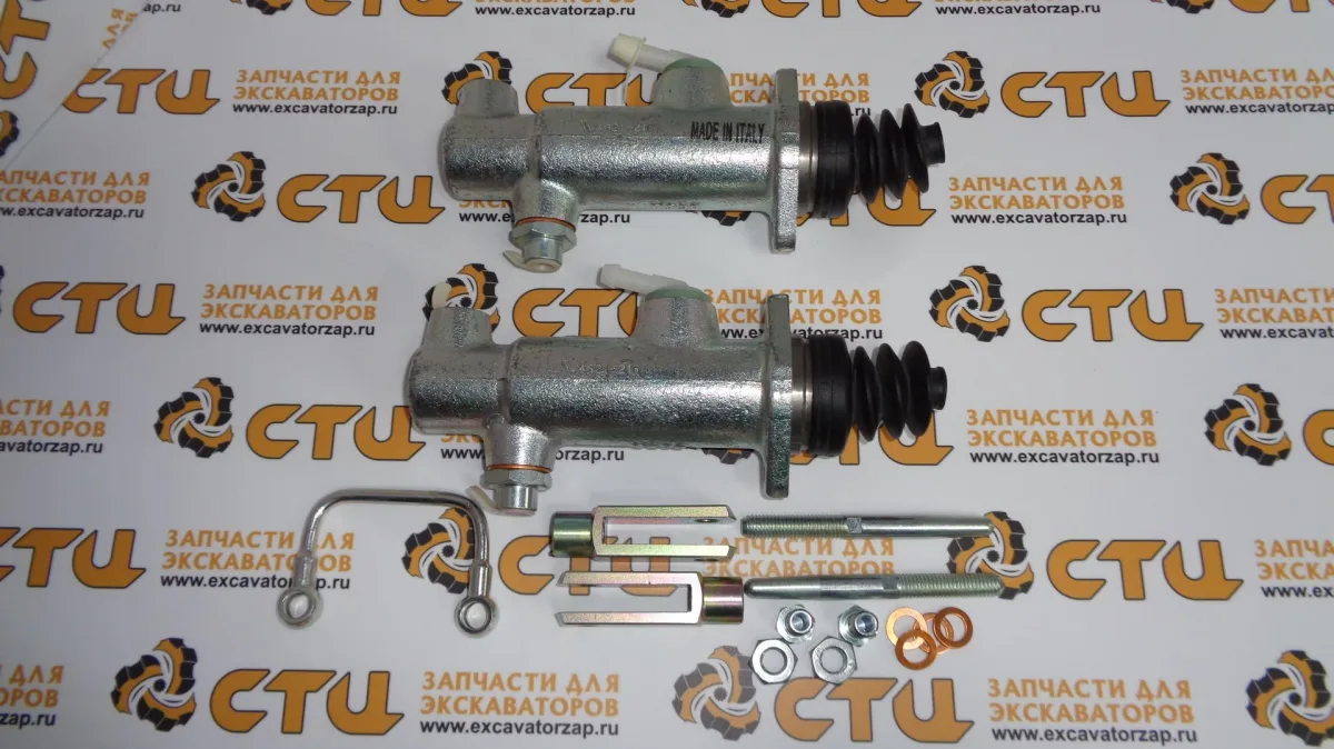 Цилиндр тормозной главный 81U2-50010 экскаватора погрузчика HYUNDAI H940S (ZTAK-00006 х 2шт)