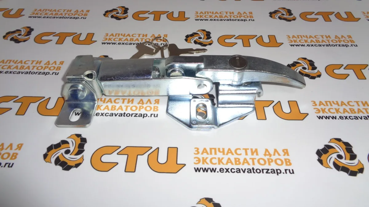 Кронштейн (петля) капота 71KA-56500 экскаватора HYUNDAI R140, R170, R180, R200, R210