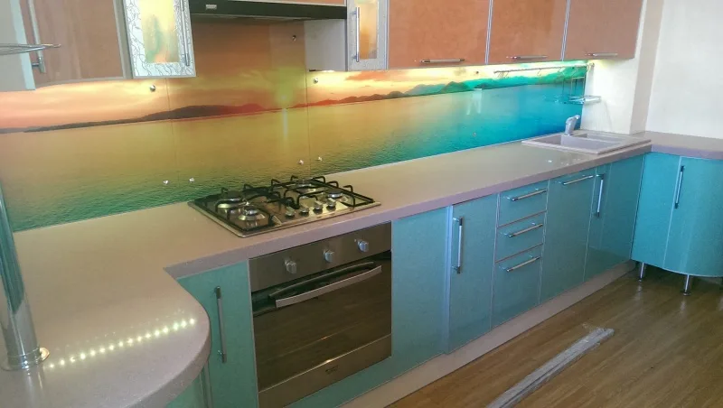 Столешница в кухню с накладной раковиной