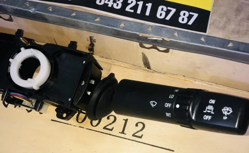Переключатель подрулевой FAW J6 E5 (в сборе, с круизом)