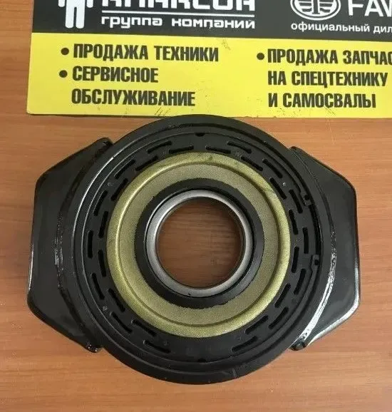 Подшипник подвесной (опора) карданного вала FAW J5 (D=70, обойма 25 со стоп.кольцом)