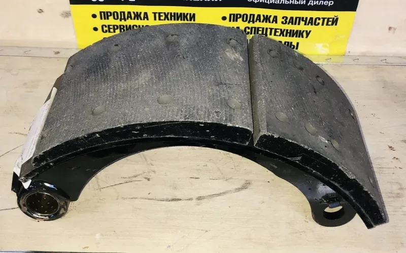 Колодка тормозная передняя FAW J6 Е5