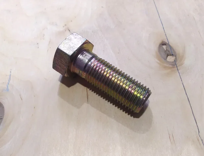 Болт M33х90-10.9-Zn.D LIUGONG
