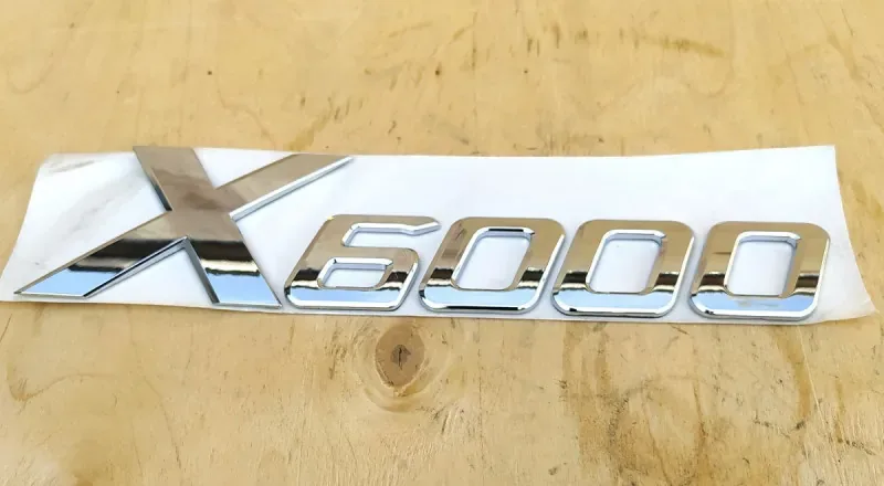 Логотип на капот SHACMAN X6000
