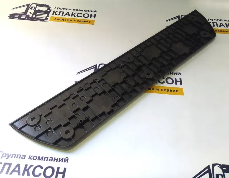 Накладка бампера противоскользящая Shacman X6000 центральная