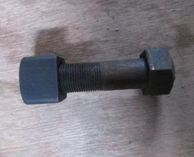 Болт башмака SD16