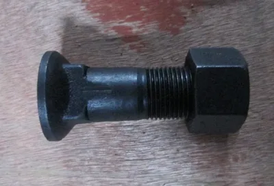 Болт и гайка сегмента звездочки Shantui SD16/17/22/23/24/32