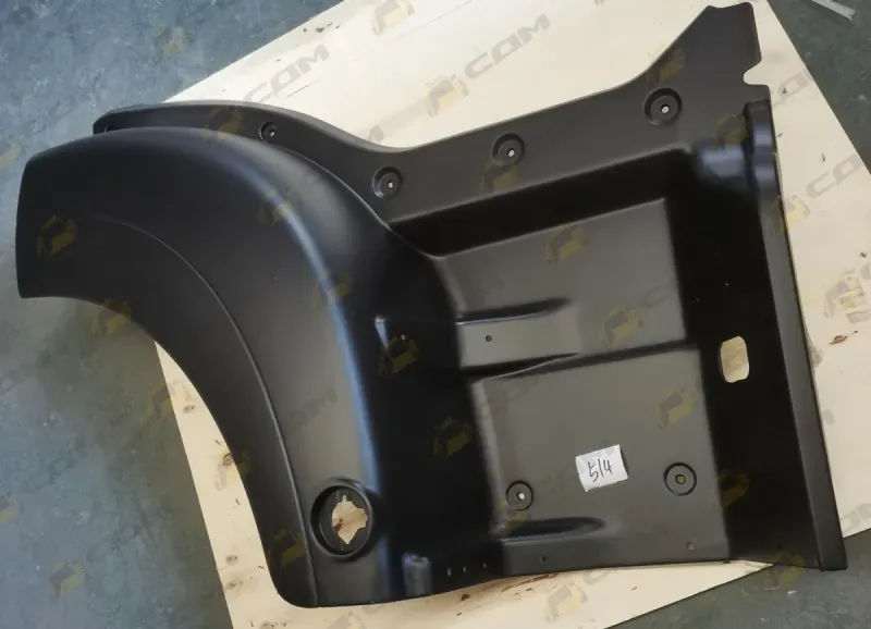 Корпус подножек правый Howo T5G VALMO000546 (под покраску)