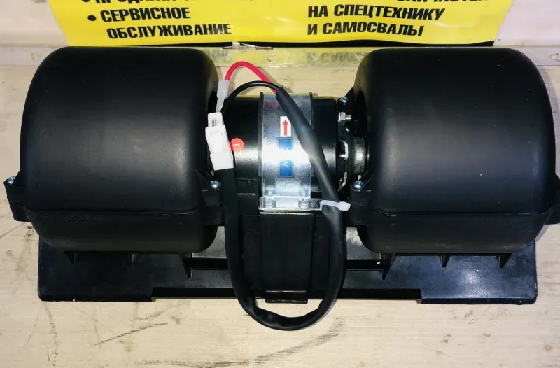 Мотор отопителя HOWO A5/A7, SITRAK T7H (24v/40W в сборе с двумя крыльчатками) CREATEK