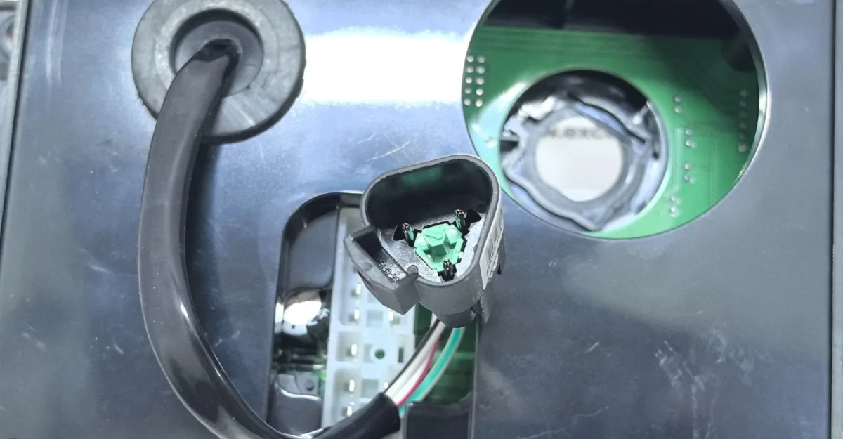 Панель приборов 21N4-20502 экскаватора HYUNDAI R140W, R1400W, R170W, R1700W, R200W, R2000W