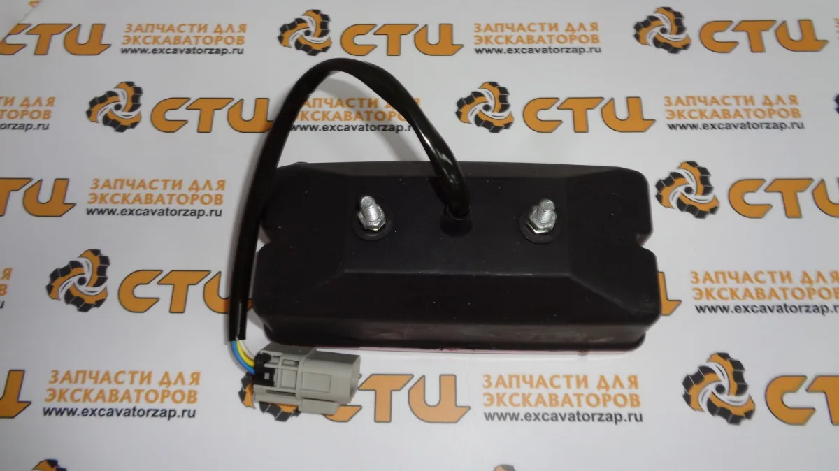 Фонарь задний K1036249 правый экскаватора Doosan DX55W, E55W