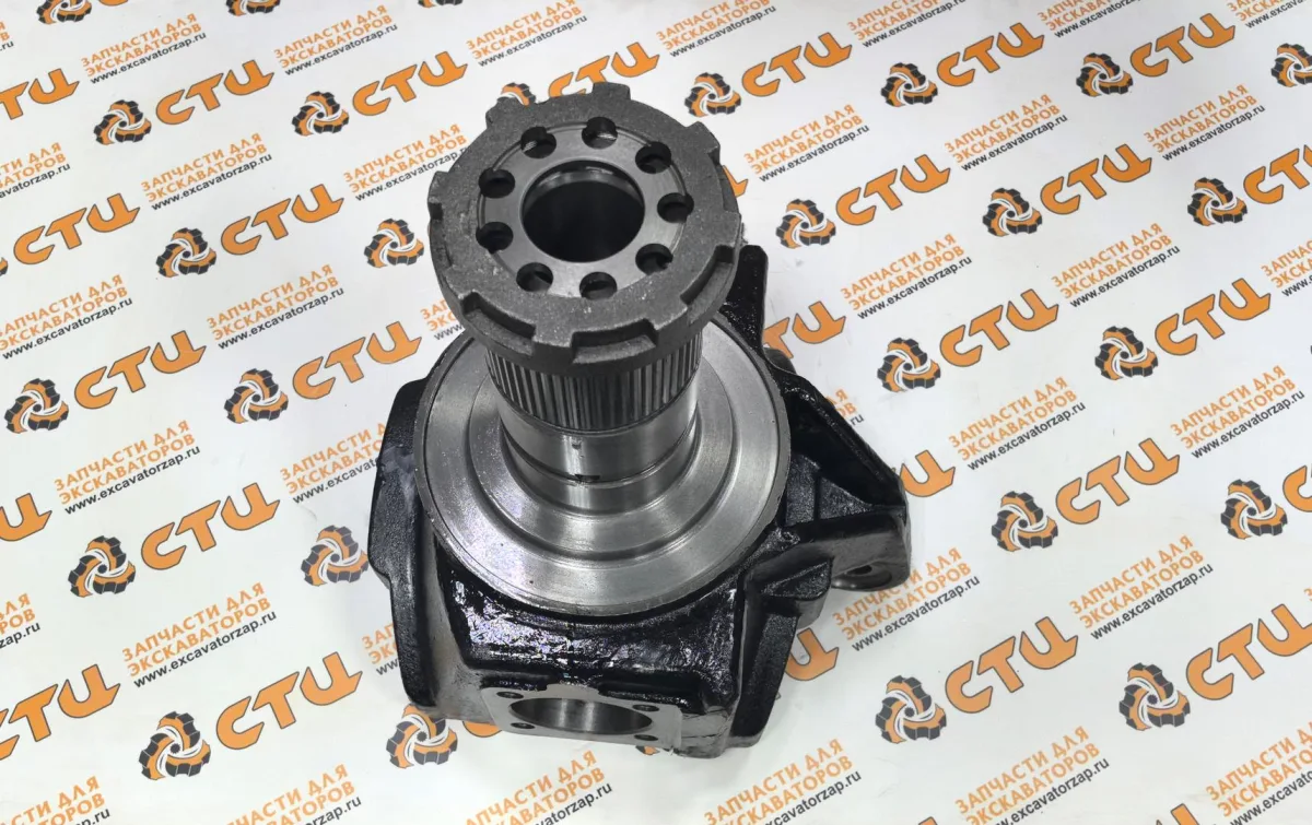 Кулак поворотный 110931-00370 левый переднего моста экскаватора Doosan DX170W, DX190W