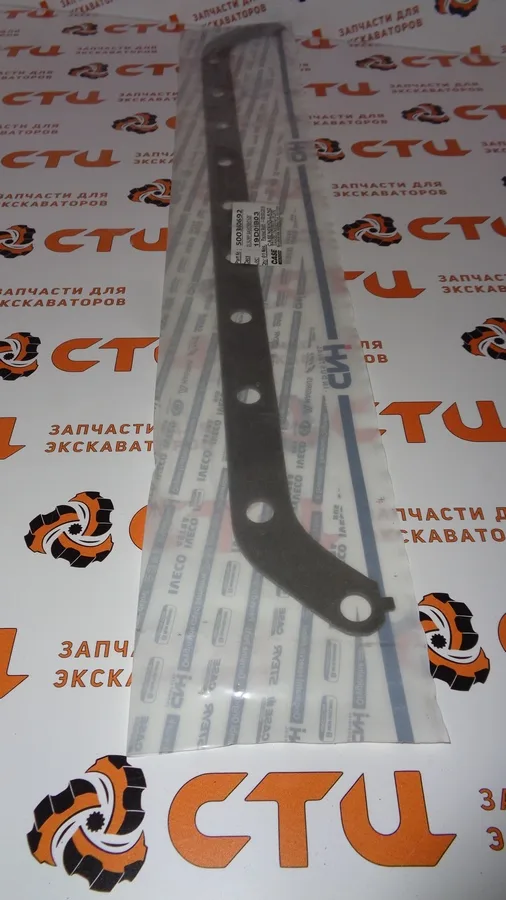Прокладка 500360692 поддона (правая) двигателя экскаватора погрузчика CASE 580