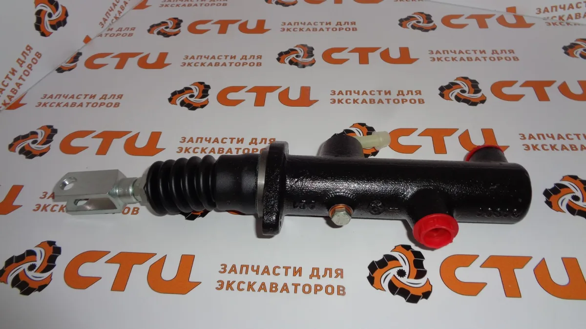 Главный тормозной цилиндр 85805257 FTS экскаватора погрузчика New Holland B110, B115
