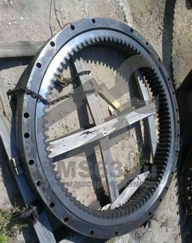 Поворотный круг JCB330 (JSB0022)