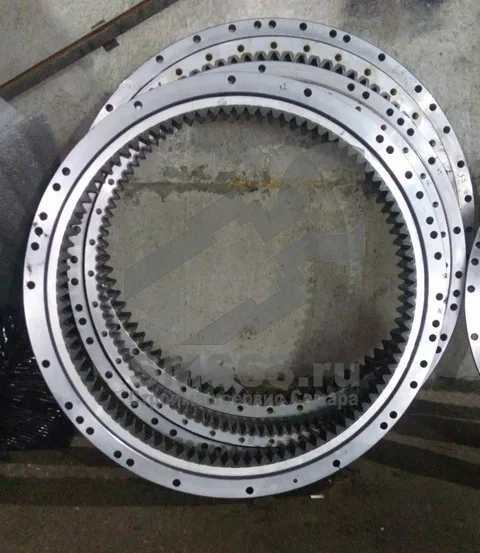 Поворотный круг PC220-7 (206-25-00301)