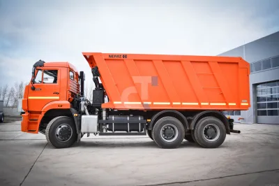 Самосвал КАМАЗ 6520-26012-53