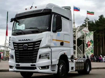 Седельный тягач КАМАЗ 54901-70902-MA