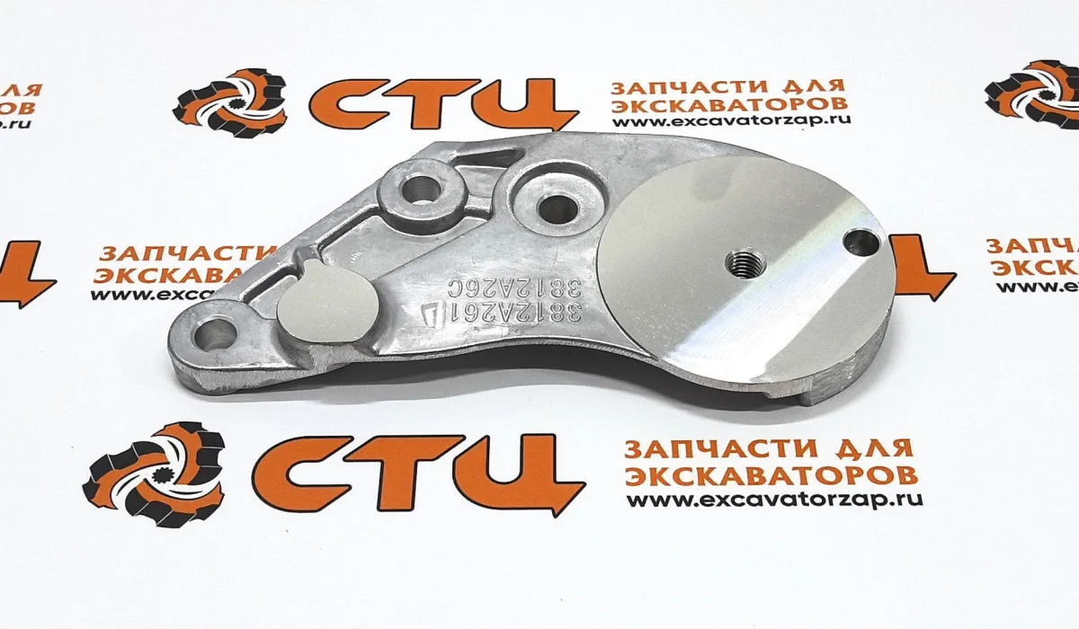 Кронштейн крепления натяжителя ремня 3812A261 двигателя PERKINS