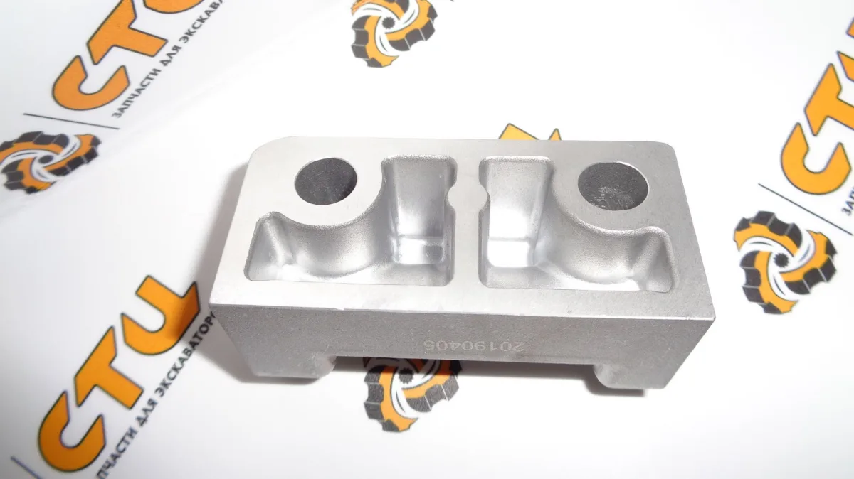 Кронштейн крепления генератора T418352 двигателя PERKINS