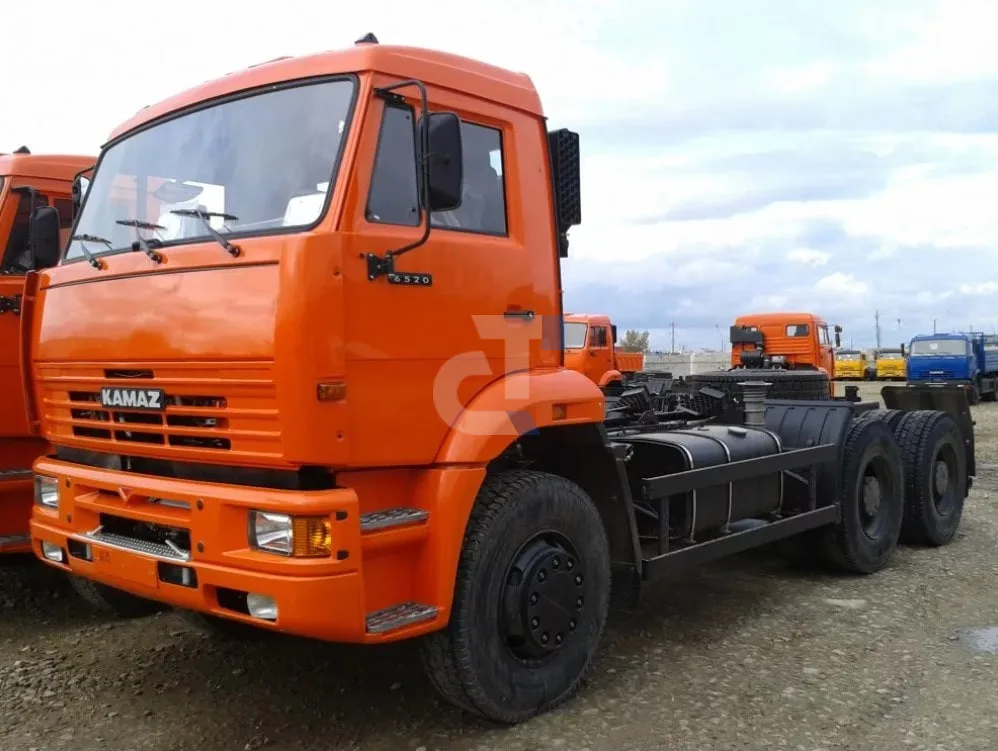 Шасси КАМАЗ 6520-23072-53