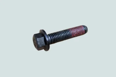 Болт с фланцем и шестигранной головкой M8 х1,5 х 35 (крепление ТНВД) ISF2.8 FOTON