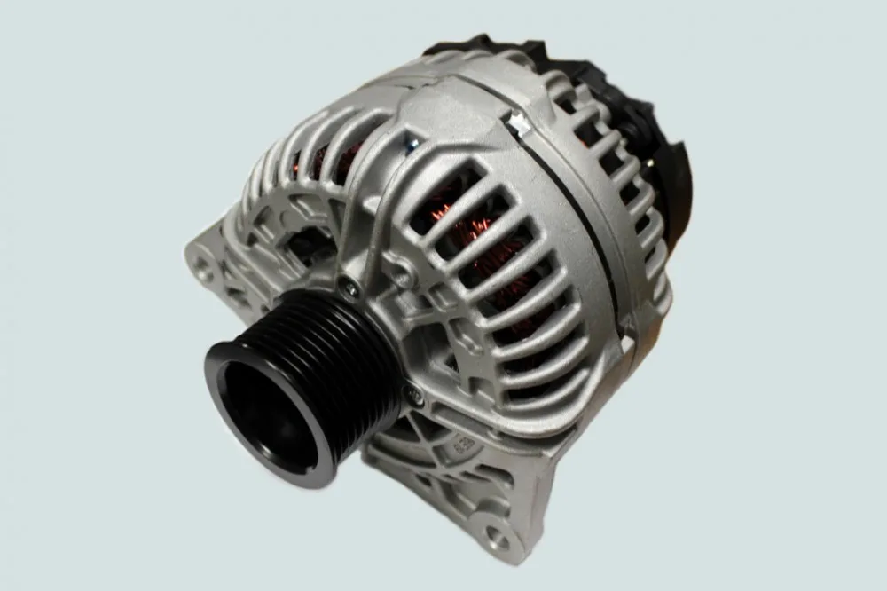 Генератор 28V 90A (120 град. 81мм) (ISBe Е4, 6ISBe250 Е3) 4892320/ 5259578 KRAUF