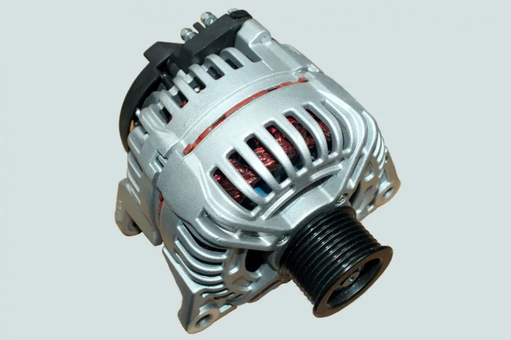 Генератор 24V 110A (ISBe) Prestolite автобус Cummins Euro 3
