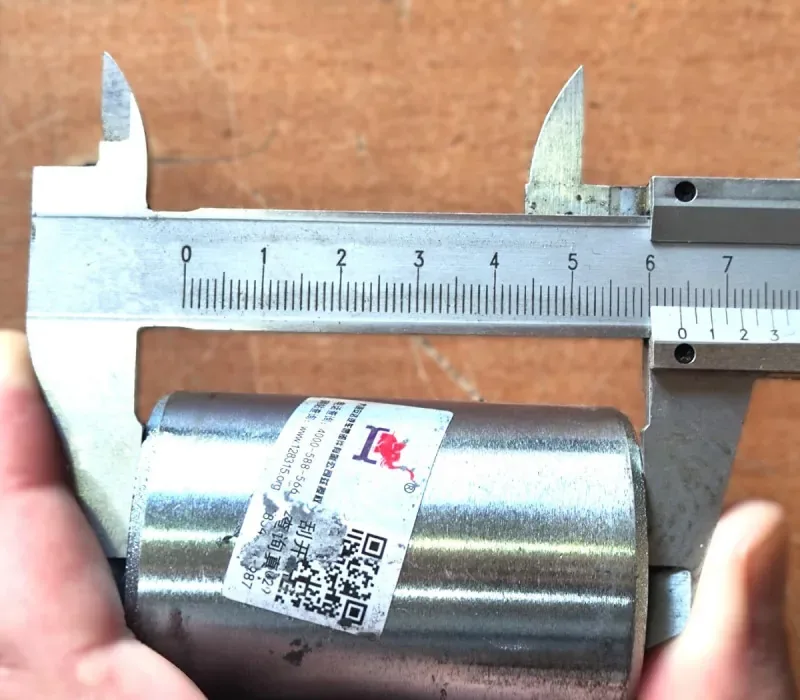 Сайлентблок заднего стабилизатора FAW J7 (нижний 70х45) OEM