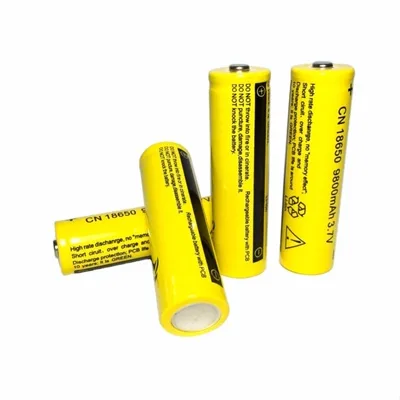 NEW Аккумулятор 18650 (3000mA, =2600 3.7V) (1/500) желтый / коричневый