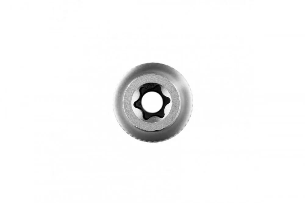 Головка торцевая 1/2 Е20 CrV Stels 13874