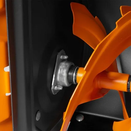 Снегоуборщик бензиновый DAEWOO S7565 ШИПОВ.КОЛЕСА (8,0 л.с, 220 см3, ковш 65см*53с)