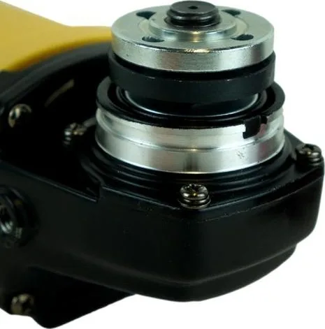 Угловая шлифовальная машина Hanskonner HAG12125EC (125мм,1200Вт)