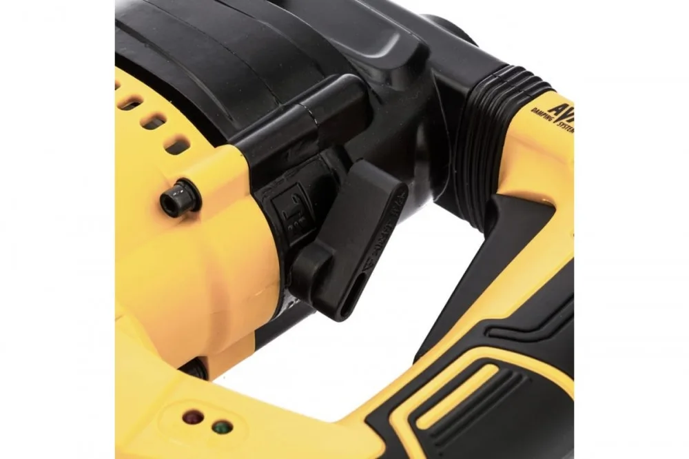 Перфоратор Denzel RHV-1100-26 (SDS-plus, 1050Вт, 4Дж, 3 реж) 26610