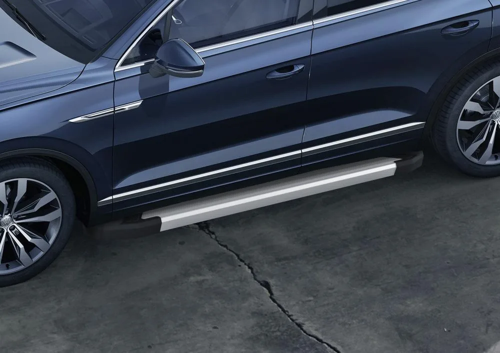 Порог-площадка "Silver" F193AL + комплект крепежа, Volkswagen Touareg 2018-