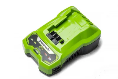 Зарядное устройство Greenworks G24C4 быстрое (24V, 4А) 2946407