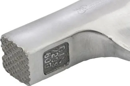 Молоток кровельщика 600г цельномет 2х-комп рук MATRIX 10620