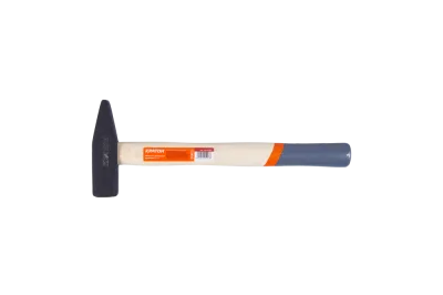 Молоток с деревянной рукояткой Кратон 0,50 кг 2 15 01 003