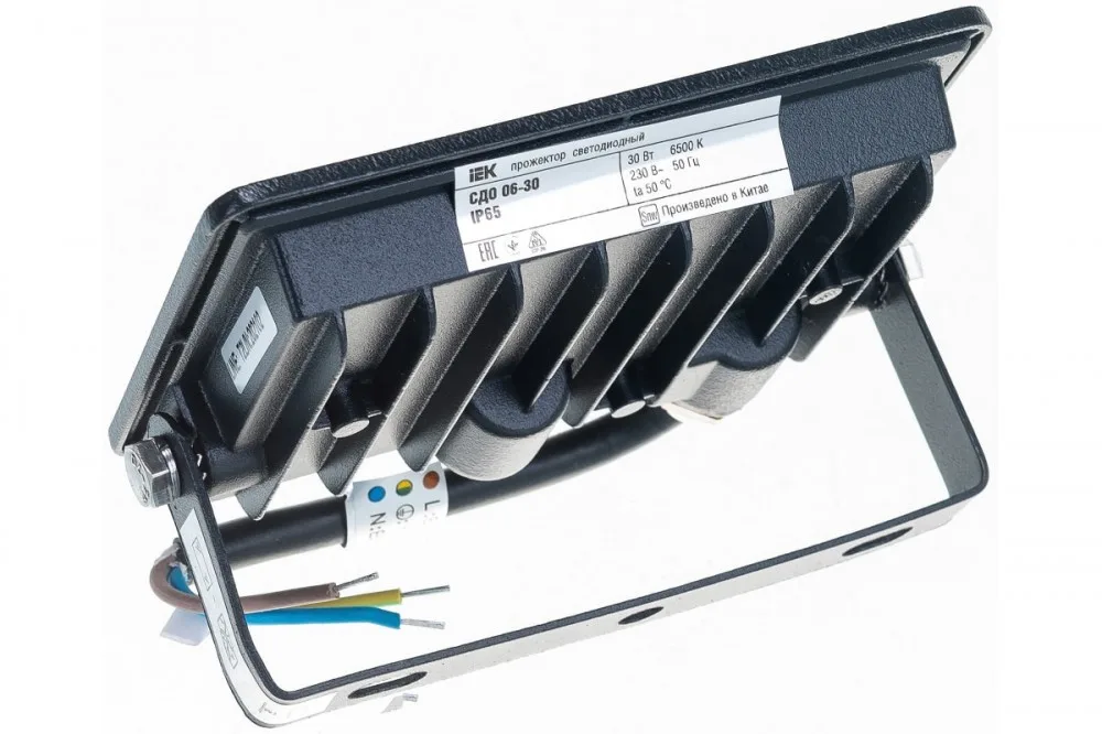 Прожектор СДО 06-30 6500К IP65 черн. IEK LPDO601-30-65-K02