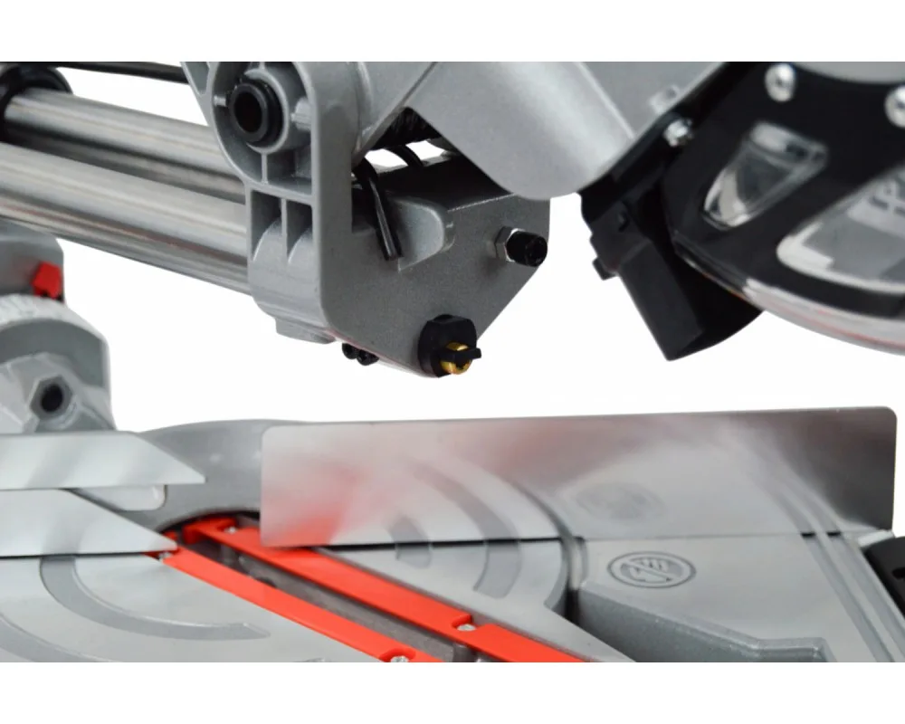 Пила торцовочная BRAIT BMS-210LT