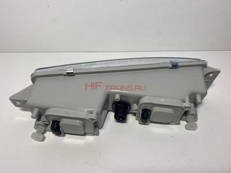 Фара ПТФ правая FAW J6 373202053A OEM