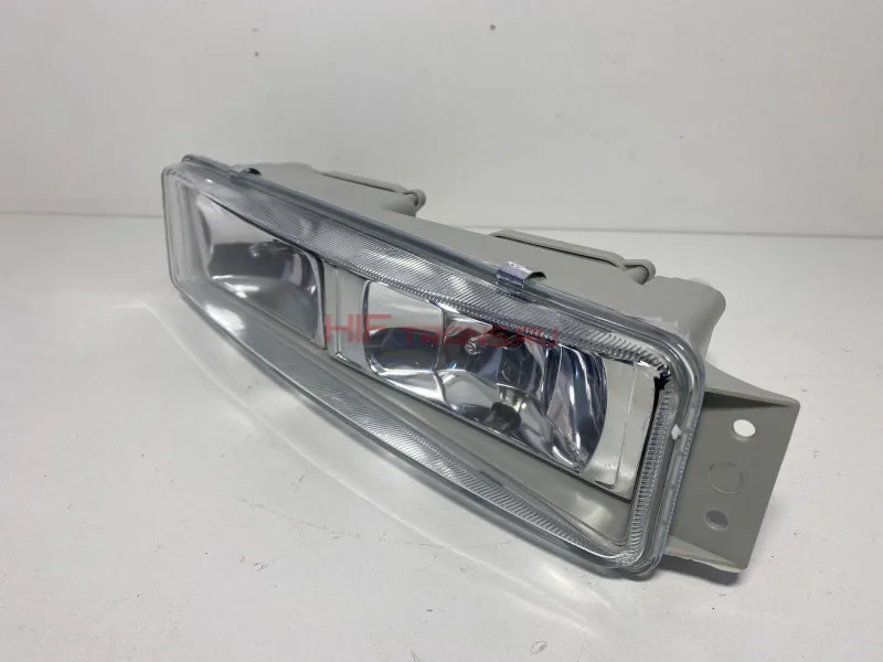 Фара ПТФ правая FAW J6 373202053A OEM